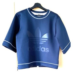 adidas 3/4 sleeve “scuba” material top